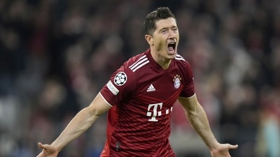 FILE - Robert Lewandowski celebrates (AP) FILE - Robert Lewandowski celebrates (AP)