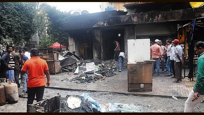A cylinder exploded at a tea outlet “Premacha Chaha” in Manikbaug area of Sinhgad road on Tuesday. (HT PHOTO)