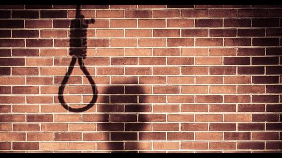 A 32-year-old Chandigarh woman ended her life by hanging herself from a ceiling fan . (iStockphoto)
