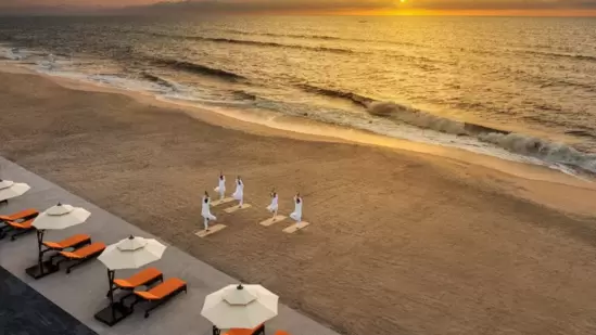 Mahabalipuram, Tamil Nadu: Also known as Mamallapuram, has the perfect spot for surfing which is near the iconic Shore Temple. If you want the perfect waves then you should visit around June and July.(Instagram/@kaldanhotels)