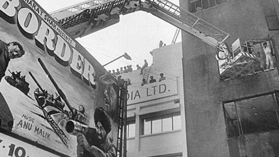 At least 59 people lost their lives and over 100 were injured in the stampede after a fire broke out at the Uphaar Cinema on June 13, 1997.(HT file photo)
