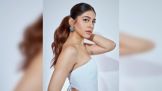 Alaya F struck a boss lady pose for the camera and left her fans wanting more. Sharing a slew of pictures on her Instagram handle, She captioned her post, "Right back at you."(Instagram/@alayaf)