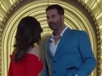 Samantha Ruth Prabhu and Akshay Kumar from Koffee with Karan 7. Samantha Ruth Prabhu and Akshay Kumar from Koffee with Karan 7.