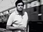 Sanjeev Kumar died in 1985 following a heart attack. Sanjeev Kumar died in 1985 following a heart attack.
