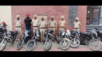 The stolen motorcycles that were recovered from the teenagers in the custody of Mohali police on Wednesday. (HT Photo) The stolen motorcycles that were recovered from the teenagers in the custody of Mohali police on Wednesday. (HT Photo)