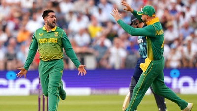 Tabraiz Shamsi (L) celebrates a wicket (AP) Tabraiz Shamsi (L) celebrates a wicket (AP)