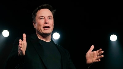 Elon Musk is believed to have replied to billionaire Mark Cuban's text.&nbsp; (AP)