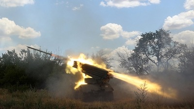 Ukrainian servicemen open fire on Russian positions with a Grad BM-21 multiple rocket launcher at the front line between Russian and Ukraine forces in the countryside of the eastern Ukrainian region of Donbas. (AFP) Ukrainian servicemen open fire on Russian positions with a Grad BM-21 multiple rocket launcher at the front line between Russian and Ukraine forces in the countryside of the eastern Ukrainian region of Donbas. (AFP)