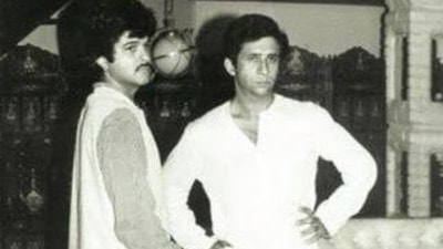 Anil Kapoor shared old pictures with Naseeruddin Shah on his birthday.