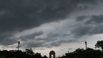 Dark clouds over India Gate, in Delhi, India, on Wednesday, July 20, 2022. (Photo by Sanchit Khanna/Hindustan Times) 