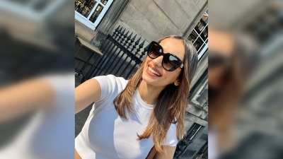 Manushi Chhillar accessorised her stylish casual look with a Louis Vuitton handbag and huge sunglasses. (Instagram/@manushi_chhillar) Manushi Chhillar accessorised her stylish casual look with a Louis Vuitton handbag and huge sunglasses. (Instagram/@manushi_chhillar)