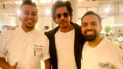 Shah Rukh Khan in London during Dunki shoot. Shah Rukh Khan in London during Dunki shoot.
