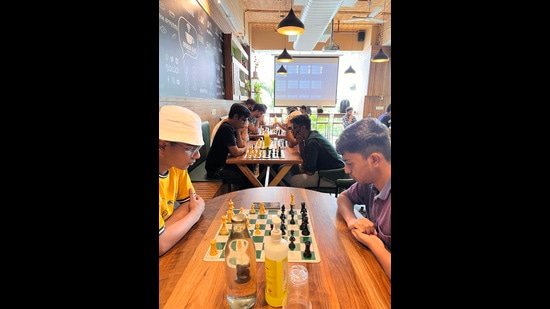 CLUB LIFE: Chess Club Makes Moves