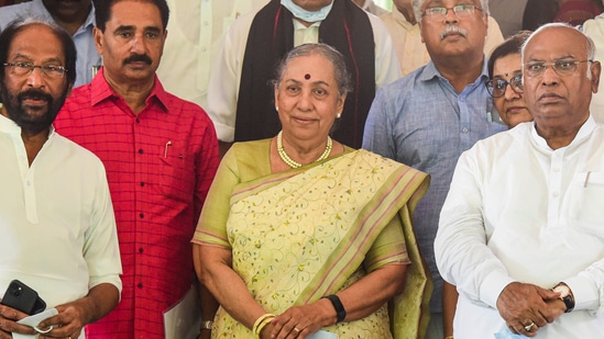 &nbsp;Margaret Alva with Mallikarjun Kharge, Tiruchi Siva, Vaiko and other opposition leaders after filing her nomination papers at Parliament House, in New Delhi.(PTI)