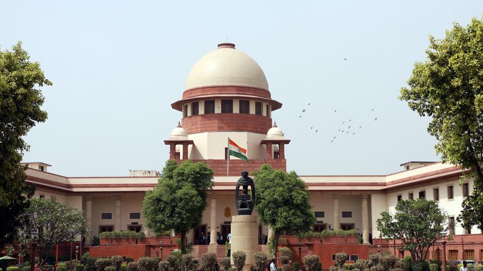 The bench of justices AM Khanwilkar, AS Oka and JB Pardiwala issued notice to the Centre, state election commission and the special officer who is incharge the unified MCD and posted the matter for hearing on July 26. (ANI file photo)