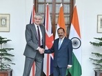 UK and India National Security Advisors Stephen Lovegrove (L) and Ajit Doval meet in New Delhi (Credit: Twitter/@UKinIndia)