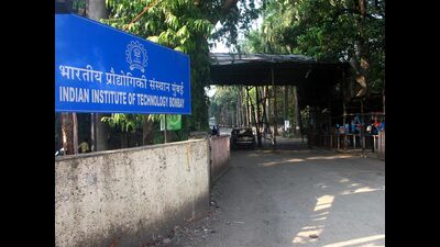 Protesting post-graduate students from IIT-Bombay have demanded an ‘open house’ (HT PHOTO) Protesting post-graduate students from IIT-Bombay have demanded an ‘open house’ (HT PHOTO)