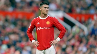 FILE- Manchester United's Cristiano Ronaldo (AP) FILE- Manchester United's Cristiano Ronaldo (AP)