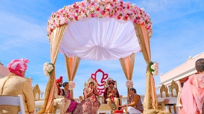 5. Decor - The decor is one of the most important elements of wedding planning that could make or break your dream wedding vision. It brings the beauty of the venue to life. And hence, choosing your decor is the next key step in your wedding planning process. Depending on your budget you could either go for minimalistic decor for a simple wedding or magnificent decor for a royal affair. If you’re on a low budget, a great way to cut down on flower arrangement costs is by reusing pieces wherever you can. Reuse ceremony flowers for the reception and place natural decor arrangements on tables. While on a higher budget, breathtaking decor engulfing the ceiling, vintage backdrops, and chandeliers are some of the latest trends for you to have a mesmerizing impact. These will add to the magnificence of your wedding affair. (AMISH THAKKAR ) 5. Decor - The decor is one of the most important elements of wedding planning that could make or break your dream wedding vision. It brings the beauty of the venue to life. And hence, choosing your decor is the next key step in your wedding planning process. Depending on your budget you could either go for minimalistic decor for a simple wedding or magnificent decor for a royal affair. If you’re on a low budget, a great way to cut down on flower arrangement costs is by reusing pieces wherever you can. Reuse ceremony flowers for the reception and place natural decor arrangements on tables. While on a higher budget, breathtaking decor engulfing the ceiling, vintage backdrops, and chandeliers are some of the latest trends for you to have a mesmerizing impact. These will add to the magnificence of your wedding affair. (AMISH THAKKAR )