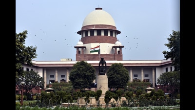 The Supreme Court ordered CBI to take over the investigation into five cases registered by Maharashtra against former Mumbai police commissioner Param Bir Singh. (Sonu Mehta/HT File Photo) The Supreme Court ordered CBI to take over the investigation into five cases registered by Maharashtra against former Mumbai police commissioner Param Bir Singh. (Sonu Mehta/HT File Photo)