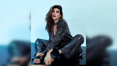 Jacqueline Fernandez took to her Instagram handle to share her stunning red-carpet-worthy pictures in a black dazzling pantsuit and captioned it, "About last night for #thegrayman Netflix event w @therussobrothers @dhanushkraja @netflix_in." (Instagram/@jacquelinef143) Jacqueline Fernandez took to her Instagram handle to share her stunning red-carpet-worthy pictures in a black dazzling pantsuit and captioned it, "About last night for #thegrayman Netflix event w @therussobrothers @dhanushkraja @netflix_in." (Instagram/@jacquelinef143)