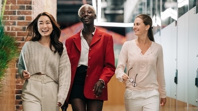 Fashion tips for women to ace workwear from morning meetings to dinners (Alexander Suhorucov) Fashion tips for women to ace workwear from morning meetings to dinners (Alexander Suhorucov)