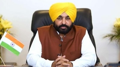 Chief minister Bhagwant Mann was admitted for treatment in Delhi's Apollo Hospital Chief minister Bhagwant Mann was admitted for treatment in Delhi's Apollo Hospital