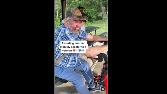 The veteran's reaction on being given a mobility scooter is heart-warming to watch.&nbsp;(patriotickenny/Instagram)