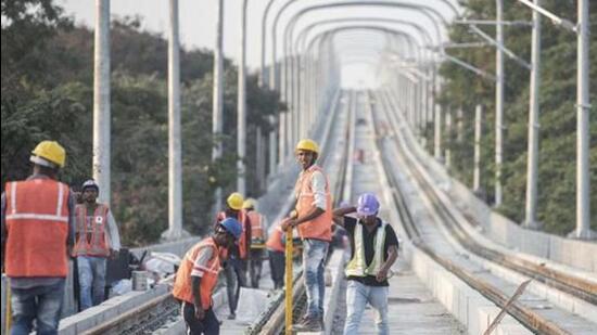Pune Metro’s funding agency Agency Francaise de Development has shown interest in funding the extension route between PCMC and Nigdi. (HT FILE)