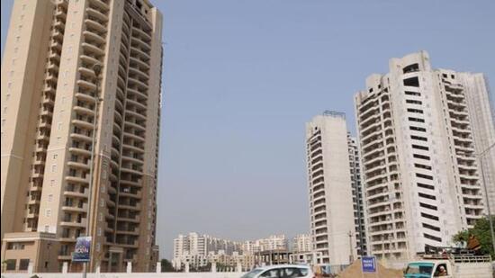 The RERA orders have come in the wake of multiple complaints from the Gurugram-based homebuyers who after losing their hopes to have their units had petitioned RERA seeking a refund of the amount they had paid to builders. (HT File Photo/ Representational image)