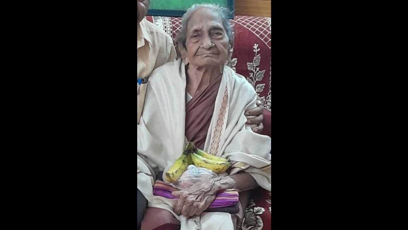 Centenarian Seetha Mahalakshmi, daughter national flag designer ...