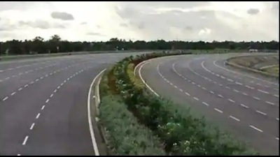 Adani Enterprises Limited will construct three clusters of the six-lane expressway, which could be expanded to eight lanes. (Pic for representation)