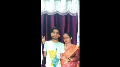 Himanshu with his mother (HT) Himanshu with his mother (HT)