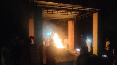 Sharpshooter Manpreet Singh Mannu, who had killed Punjabi singer Sidhu Moose Wala with AK-47 on May 29, being cremated at his native Kussa village in Moga district early on Friday. (HT Photo)