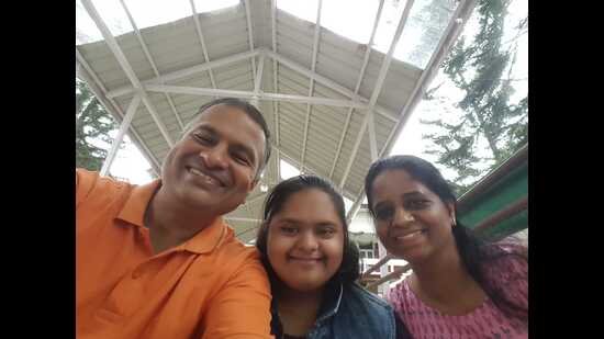 Maitreyi Bhosekar (with her family) scored 73.6% in class 10 exams. (HT PHOTO) Maitreyi Bhosekar (with her family) scored 73.6% in class 10 exams. (HT PHOTO)