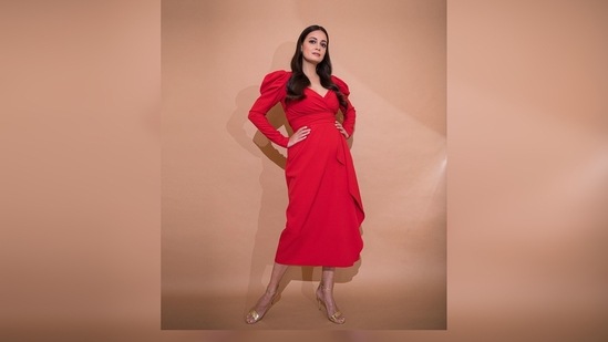 Dia Mirza's dress is by the luxury fashion label Gauri &amp; Nainika. She turned makeup artist for her this look and aced the soft glam makeup look.(Instagram/@diamirzaofficial)