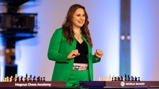 Judit Polgar crushed Magnus in this Sicilian! Only took her 19 moves