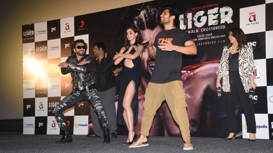 Ranveer Singh, Ananya Panday and Vijay Deverakonda dance to Liger song Akdi Pakdi at the promotional event of the film in Mumbai on Thursday. Karan Johar was also present at the event, which was held hours after the film trailer was launched in Hindi, Tamil, Telugu, Kannada and Malayalam Thursday morning. (Varinder Chawla)