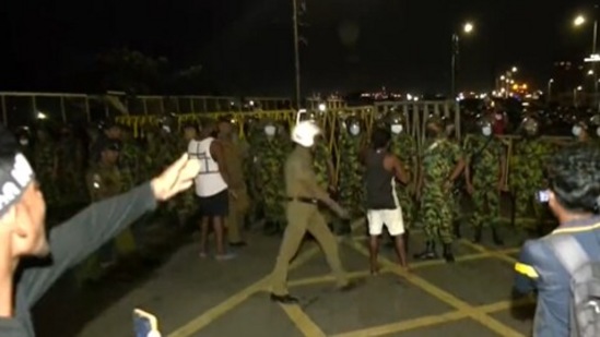 Major crackdown in Sri Lanka as anti-government protesters camp(ANI)