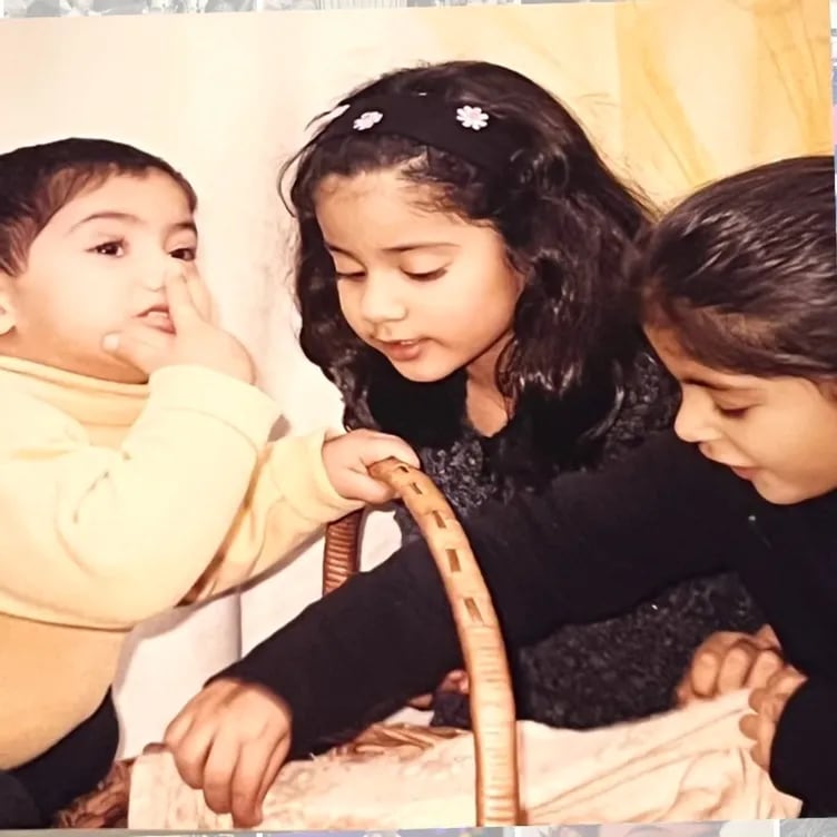 Agastya Nanda, Janhvi Kapoor and Navya Nanda&nbsp;in a candid photo from their childhood.