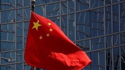 Bendera nasional Tiongkok ada di Beijing, Tiongkok.  (file gambar)