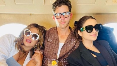 Nick Jonas struck a cool pose with his wife Priyanka Chopra and sister-in-law Parineeti Chopra on their private chopper. (Instagram/@parineetichopra) Nick Jonas struck a cool pose with his wife Priyanka Chopra and sister-in-law Parineeti Chopra on their private chopper. (Instagram/@parineetichopra)