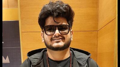 Singer-composer Vishal Mishra on his recent visit to hometown Lucknow. (Deep Saxena/HT) Singer-composer Vishal Mishra on his recent visit to hometown Lucknow. (Deep Saxena/HT)
