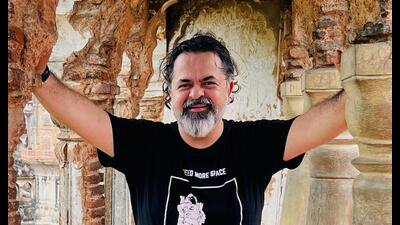 Chef Vicky Ratnani at Bada Imambara on his recent visit to Lucknow Chef Vicky Ratnani at Bada Imambara on his recent visit to Lucknow