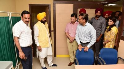 Chief minister Bhagwant Mann pays during a visit to the upcoming Aam Aadmi clinic in Mohali. (HT Photo) Chief minister Bhagwant Mann pays during a visit to the upcoming Aam Aadmi clinic in Mohali. (HT Photo)