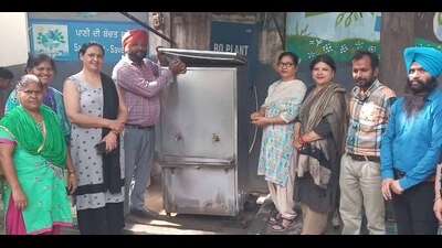 Officials conducting a check at a government school under the administration’s campaign. (HT Photo)
