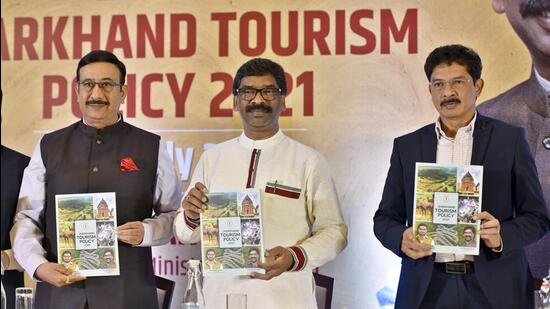 Jharkhand CM Hemant Soren unveils the new tourism policy for his state, in New Delhi on Saturday. (Sanjeev Verma?HT)
