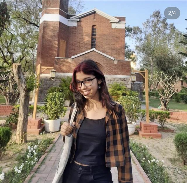 Khushi Anupriya Dudi wants to colour her hair, get new piercing done, and experiment with a fresh look. (Photo: Dhruv Sethi/ HT)