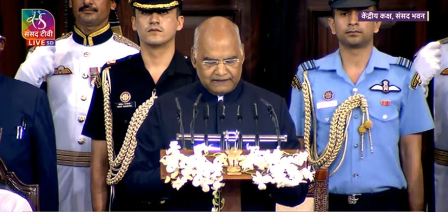 Ram Nath Kovind delivers farewell address to parliamentarians at Central Hall.(ANI via Sansad TV)
