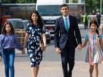 Rishi Suna's wife Akshata Murthy made her first debut appearance at the campaign. Rishi Suna's wife Akshata Murthy made her first debut appearance at the campaign.